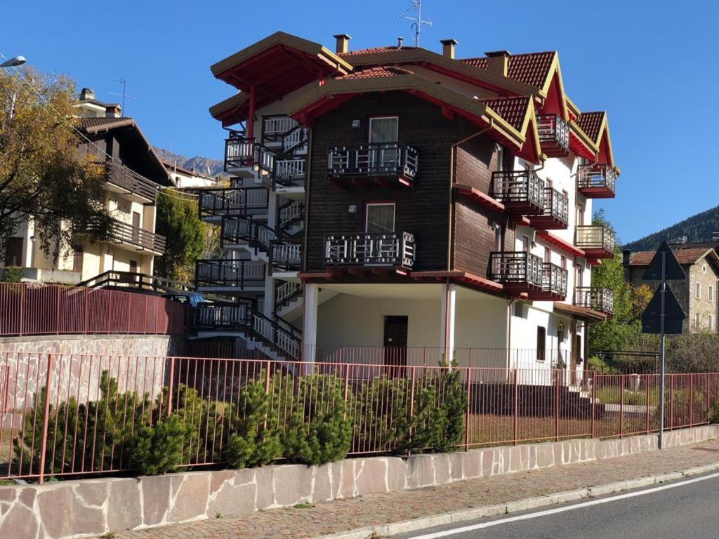 Ferienwohnung Alpin Star Temù Exterior foto